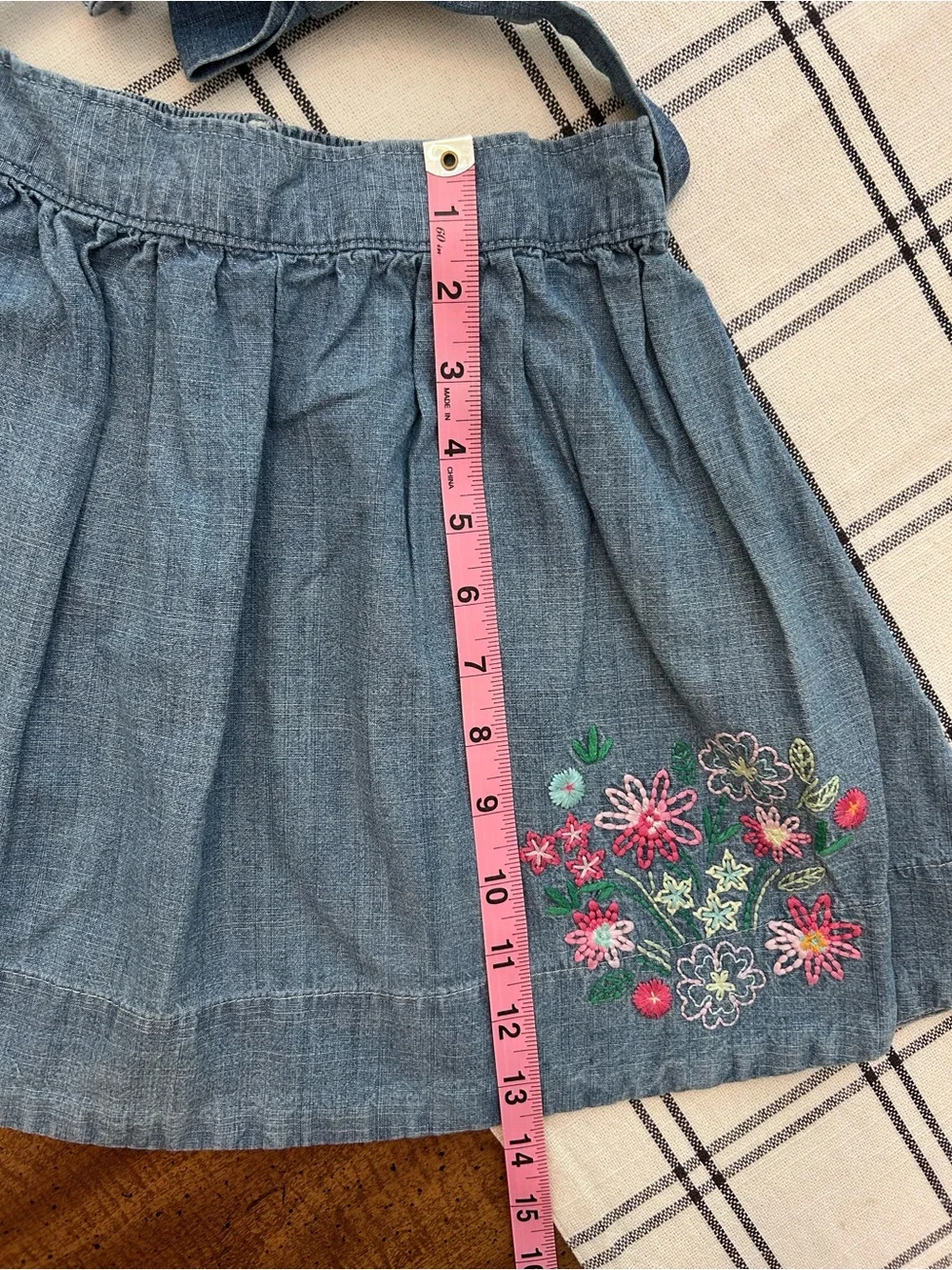 Vintage OshKosh Girls 6x Denim Skirt with Floral Embroidery and Tie Waist